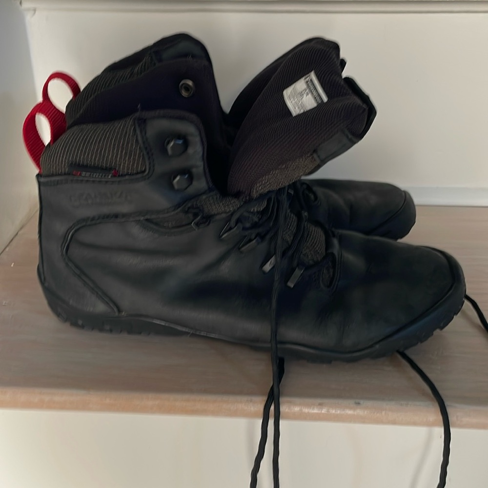 Vivobarefoot Woman’s Tracker Boot 38 black